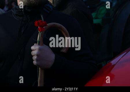 Griechenland: Griechische Bauern protestieren vor dem griechischen parlament. Athen, Griechenland, 20. Februar 2024. Griechische Bauern fahren ihre Traktoren am 20. Februar 2024 vor dem parlamentsgebäude in Athen, Griechenland. Sie protestieren gegen die hohen Produktionskosten und die mangelnde Unterstützung der Regierung. Kostas Galanis/Alto Press Athens Attiki Griechenland Copyright: XKonstantinosxGalanisx Stockfoto