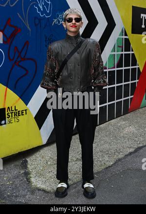 LONDON, GROSSBRITANNIEN. September 2024. Fashion Scout China LFW SS25 in den Protein Studios, London, Großbritannien. (Foto von 李世惠/siehe Li/Picture Capital) Credit: Siehe Li/Picture Capital/Alamy Live News Stockfoto