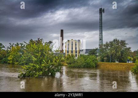 Zidlochovice, Tschechische Republik. September 2024. Überschwemmung des Flusses Svratka, dessen Höhe in Zidlochovice bei Brünn, Tschechische Republik, am 14. September 2024 steigt. Quelle: Patrik Uhlir/CTK Photo/Alamy Live News Stockfoto