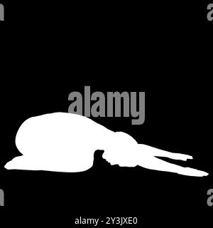 Negative Silhouette einer weiblichen Person, die Yoga-Übungen durchführt Kinderpose Garbhasana. Stockfoto