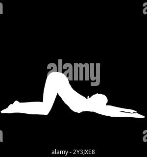 Negative Silhouette einer weiblichen Person, die die Yoga-Übung Vinyasa bhujangasana-Kuh durchführt. Stockfoto