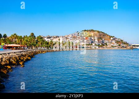 Uferpromenade von Kusadasi. Kusadasi ist eine Stadt in der türkischen Provinz Aydin. Stockfoto