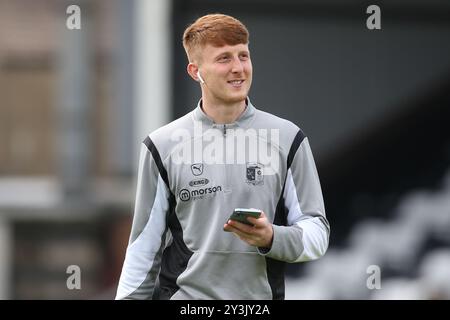 Barrow's GED Garner während des Spiels der Sky Bet League 2 zwischen Grimsby Town und Barrow im Blundell Park, Cleethorpes am Samstag, den 14. September 2024. (Foto: Michael Driver | MI News) Credit: MI News & Sport /Alamy Live News Stockfoto