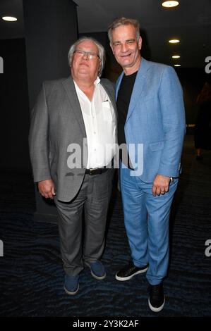Bernd Stegemann und Heinrich Schafmeister bei der Verleihung des Deutschen Schauspielpreises 2024 im Club Theater Berlin. Berlin, 13.09.2024 *** Bernd Stegemann und Heinrich Schafmeister bei der Verleihung des Deutschen Theaterpreises 2024 im Club Theater Berlin Berlin, 13 09 2024 Foto:Xn.xKubelkax/xFuturexImagex Schauspielpreis 4985 Stockfoto
