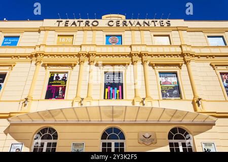 Malaga, Spanien - 23. Oktober 2021: Das Cervantes Theater oder Teatro Cervantes in Malaga. Malaga ist eine Stadt in der andalusischen Gemeinde in Spanien Stockfoto