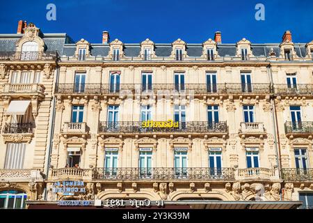 MONTPELLIER, Frankreich - 22. SEPTEMBER 2018: Place de la Comedie ist ein Hauptplatz in Montpellier Stadt in Südfrankreich Stockfoto