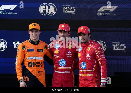 Baku, Aserbaidschan. September 2024. Motorsport: Formel-1-Weltmeisterschaft, großer Preis von Aserbaidschan, Pole Position für Charles Leclerc (M) aus Monaco, Scuderia Ferrari Team, 2. Platz in der Startaufstellung für Oscar Piastri (L) aus Australien, McLaren Team, 3. Platz in der Startaufstellung für Carlos Sainz Jr (ESP), Scuderia Ferrari HP. Quelle: Hasan Bratic/dpa/Alamy Live News Stockfoto