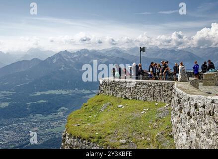 Aussicht, Bergstation, Seilbahn der Hafelekarbahn der Innsbrucker Nordkettenbahnen auf dem Hafelekar, Berge der Innsbrucker Nordkette, A Stockfoto