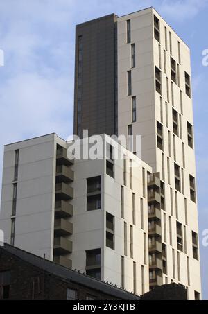 Manchester, united Kingdom, 24. märz 2022: Wolkenkratzer in der whitworth Street im Deansgate-Viertel von manchester Stockfoto