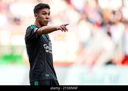 Enschede, Niederlande. September 2024. ENSCHEDE, NIEDERLANDE - 14. SEPTEMBER: Filip Krastev von PEC Zwolle Gesten während des niederländischen Eredivisie-Spiels zwischen FC Twente und PEC Zwolle in de Grolsch Veste am 14. September 2024 in Enschede, Niederlande. (Foto von Rene Nijhuis/Orange Pictures) Credit: Orange Pics BV/Alamy Live News Stockfoto