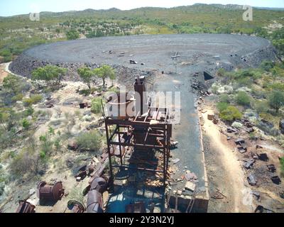 Kuridala Kupferhütte und Minenruinen in NW Queensland wurden Anfang des 20. Jahrhunderts betrieben Stockfoto