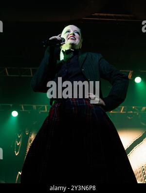 BARCELONA, SPANIEN - JUL 9: Garbage (schottische Rockband) tritt am 9. Juli 2024 im Razzmatazz auf. Stockfoto