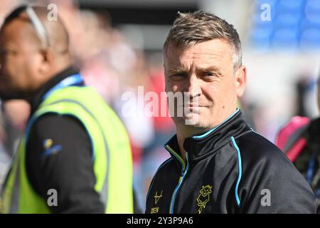 Manager Michael Skubala (Manager Lincoln City) sieht beim Spiel der Sky Bet League 1 zwischen Peterborough und Lincoln City in der London Road, Peterborough, am Samstag, den 14. September 2024 an. (Foto: Kevin Hodgson | MI News) Credit: MI News & Sport /Alamy Live News Stockfoto