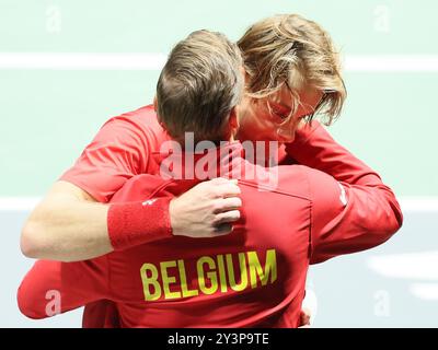 Bologna, Italien. September 2024. Belgischer Zizou Bergs nach einem Spiel zwischen dem belgischen Zizou Berg und dem brasilianischen Thiago Monteiro, das zweite Spiel in der Gruppe A Davis Cup Finals Gruppenphase zwischen Belgien und Brasilien am Samstag, den 14. September 2024, in der Unipol Arena in Bologna, Italien. BELGA FOTO BENOIT DOPPAGNE Credit: Belga News Agency/Alamy Live News Stockfoto