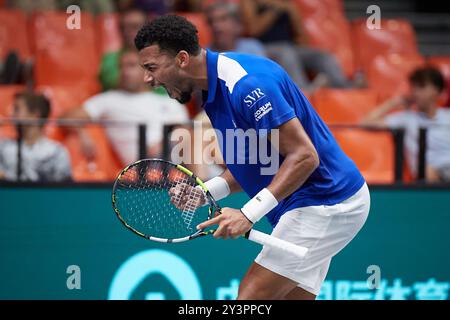 Valencia, Spanien. September 2024. VALENCIA, SPANIEN - 14. SEPTEMBER: Arthur Fils aus Frankreich feiert einen Punkt gegen Jiri Lehcka aus Tschechien während des Davis Cup Finals Gruppenphase 2024 Valencia-Spiel zwischen Tschechien und Frankreich im Pabellon Fuente de San Luis am 14. September 2024 in Valencia, Spanien. (Foto von Jose Torres/Photo Players Images/Magara Press) Credit: Magara Press SL/Alamy Live News Stockfoto