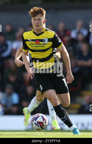 Barrow's GED Garner während des Spiels der Sky Bet League 2 zwischen Grimsby Town und Barrow im Blundell Park, Cleethorpes am Samstag, den 14. September 2024. (Foto: Michael Driver | MI News) Credit: MI News & Sport /Alamy Live News Stockfoto