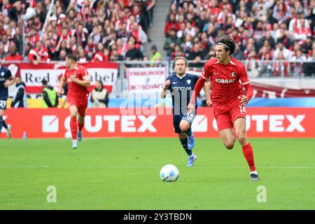 Freiburg, Deutschland. September 2024. Merlin Röhl (SC Freiburg beim Spiel der 1. FBL: 24-25:3. Sptg. SC Freiburg - VfL Bochum DFL-VORSCHRIFTEN VERBIETEN JEDE VERWENDUNG VON FOTOGRAFIEN ALS BILDSEQUENZEN UND/ODER QUASI-VIDEONann Credit: dpa/Alamy Live News Stockfoto