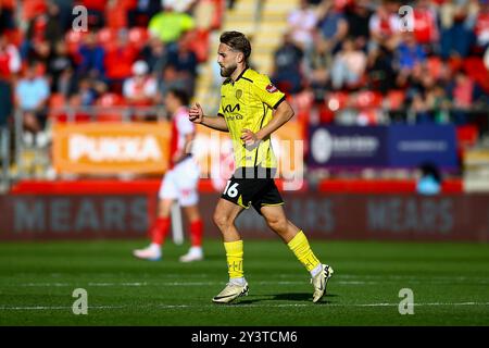 AESSEAL New York Stadium, Rotherham, England - 14. September 2024 Jack Cooper-Love (16) von Burton Albion - während des Spiels Rotherham United gegen Burton Albion, Sky Bet League One, 2024/25, AESSEAL New York Stadium, Rotherham, England - 14. September 2024 Credit: Arthur Haigh/WhiteRosePhotos/Alamy Live News Stockfoto