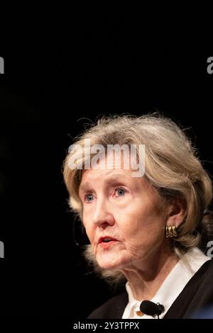 Austin, Tx, USA. September 2024. KAY BAILEY HUTCHISON, ehemaliger US-Senator und NATO-Botschafter, spricht während einer Podiumsdiskussion zum Thema „Our Conflicted World“ am zweiten Tag des 14. Jährlichen Texas Tribune Festivals in der Innenstadt von Austin. Das Festival bringt Politiker und einflussreiche Denker aus dem öffentlichen Dienst zusammen, um aktuelle Ereignisse und Politik zu diskutieren. (Kreditbild: © Bob Daemmrich/ZUMA Press Wire) NUR REDAKTIONELLE VERWENDUNG! Nicht für kommerzielle ZWECKE! Stockfoto