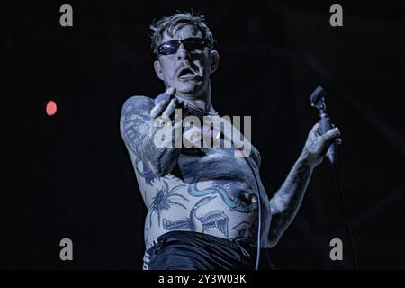 Roma, Italien. September 2024. Viagra Boys live bei der 13. Ausgabe des Spring Attitude Festivals in Cinecittà. (Foto: Carlo Vergani/Pacific Press) Credit: Pacific Press Media Production Corp./Alamy Live News Stockfoto