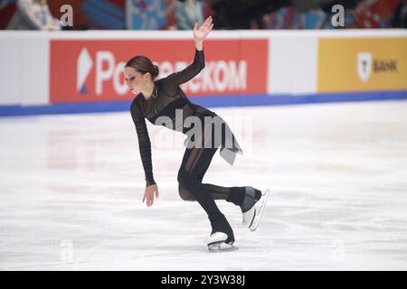 Sankt Petersburg, Russland. September 2024. Ksenia Sinitsyna, in Aktion während der Vermietung eines kurzen Programms unter Frauen bei der Performance der Control Verleih von russischen Eiskunstläufern im Yubileyny Sportkomplex. Quelle: SOPA Images Limited/Alamy Live News Stockfoto