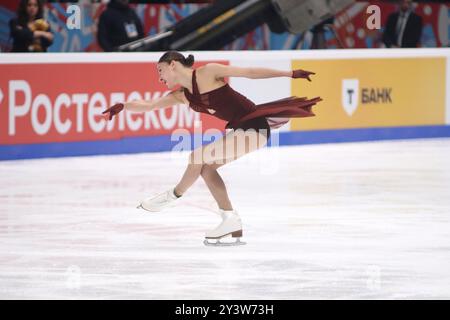 Sankt Petersburg, Russland. September 2024. Anna Frolova, in Aktion während der Verleihung eines kurzen Programms unter Frauen bei der Vorstellung von Control Verleih russischer Eiskunstläuferinnen im Yubileyny Sportkomplex. (Foto: Maksim Konstantinov/SOPA Images/SIPA USA) Credit: SIPA USA/Alamy Live News Stockfoto