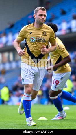 Ewood Park, Blackburn, Großbritannien. September 2024. EFL Championship Football, Blackburn Rovers gegen Bristol City; Sondre Tronstad von Blackburn Rovers während des warm Up Credit: Action Plus Sports/Alamy Live News Stockfoto