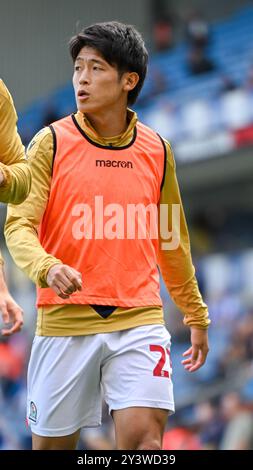 Ewood Park, Blackburn, Großbritannien. September 2024. EFL Championship Football, Blackburn Rovers gegen Bristol City; Yuki Ohashi von Blackburn Rovers während des warm Up Credit: Action Plus Sports/Alamy Live News Stockfoto