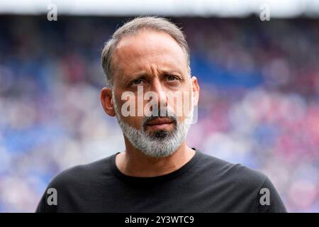 Sinsheim, Deutschland. September 2024. Pellegrino Matarazzo (Rino, Trainer, Cheftrainer, Hoffenheim), Einzelbild, Einzelfoto, Aktion, Aktion, Porträt, Porträt, 14.09.2024, Sinsheim (Deutschland), Fussball, Bundesliga, TSG 1899 Hoffenheim - Bayer 04 Leverkusen, DFB/DFL-VORSCHRIFTEN VERBIETEN DIE VERWENDUNG VON FOTOGRAFIEN ALS BILDSEQUENZEN UND/ODER QUASI-VIDEO. Quelle: dpa/Alamy Live News Stockfoto