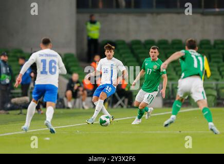 Aviva Stadium, Dublin, Irland. September 2024. Nationenliga, Liga B, Gruppe 2 internationaler Fußball, Republik Irland gegen Griechenland; Lazaros Rota von Griechenland übergibt den Ball Credit: Action Plus Sports/Alamy Live News Stockfoto