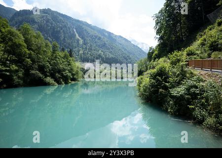 Kaprun, Österreich. 11. Juli 2024. „Zell am See, Kapruner Bergbecken, Kaprun, Österreich. Mooserboden, Wasserfallboden, Urlaub, Wanderer, Touristen, Stockfoto