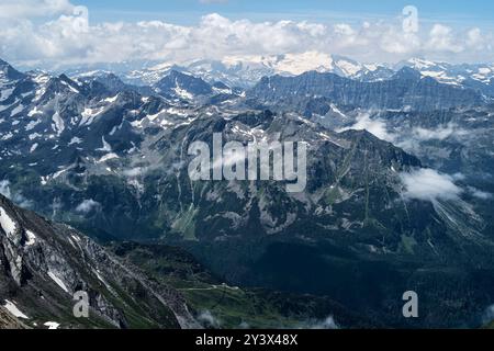 Kaprun, Österreich. 11. Juli 2024. „Zell am See, Kapruner Bergbecken, Kaprun, Österreich. Mooserboden, Wasserfallboden, Urlaub, Wanderer, Touristen, Stockfoto