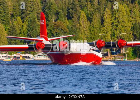 Kanada, Sproat Lake 10. August 2024: Letzter Flug des Martin-Mars-Bombers von Coulson Aviation Stockfoto