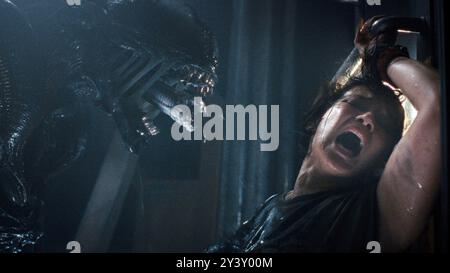 CAILEE SPAENY in ALIEN: ROMULUS (2024), Regie: FEDE ALVAREZ. Quelle: 20th Century Studios / Scott Free Productions / Album Stockfoto