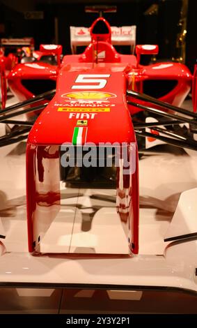 Fernando Alonsos Formel-1-Auto Ferrari F2012 2012 wird im Museum and Circuit Oviedo Asturias Spanien ausgestellt Stockfoto