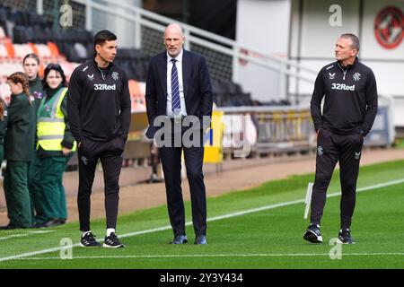 Rangers-Manager Philippe Clement (Mitte) vor dem Spiel der schottischen Premiership im Tannadice Park, Dundee. Bilddatum: Sonntag, 15. September 2024. Stockfoto