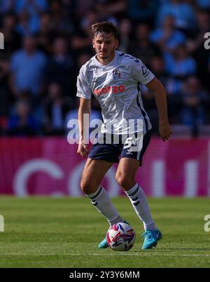 Liam Kitching in Coventry City in Aktion während des Sky Bet Championship Matches in der Vicarage Road, Watford. Bilddatum: Samstag, 14. September 2024. Stockfoto