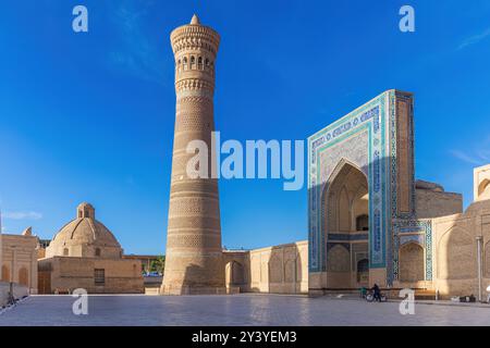 Po-i-Kalyan Moschee Komplex mit dem Kalyan Minarett in Buchara, Usbekistan Stockfoto