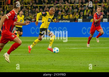 Donyell Malen (Borussia Dortmund 09, #21), GER BVB Borussia Dortmund 09 vs. 1. FC Heidenheim, Fussball, Bundesliga, Spieltag 3, Saison 2024/2025, 13.09.2024 DFB/DFL-VORSCHRIFTEN VERBIETEN DIE VERWENDUNG VON FOTOGRAFIEN ALS BILDSEQUENZEN UND/ODER QUASI-VIDEO, FOTO: EIBNER-PRESSEFOTO/FABIAN FRIESE Stockfoto