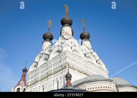 Fragment der alten Kathedrale der Heiligen Dreifaltigkeit. Das Dreifaltigkeitskloster. Murom, Region Wladimir, Russland Stockfoto