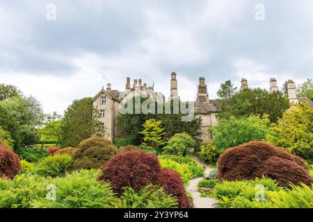 Sizergh Castle, Gelände und Tudor House in Helsington in der englischen Grafschaft Cumbria. Stockfoto