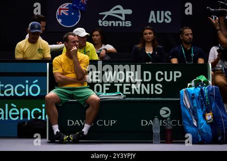 Valencia, Spanien. September 2024. Lleyton Hewitt Kapitän des australischen Teams während des Davis Cup Finale Gruppe B Singles Match 1 am 15. September 2024 im Pabellon Municipal de Fuente San Luis (Valencia, Davis Cup Finale Gruppe B Singles Match 1 am 15. September 2024). Das spanische Team Pablo Carreno Busta gewann am 2. Juni 6/7 (Foto: Vidal Ponce/SOPA Images/SIPA USA) Credit: SIPA USA/Alamy Live News Stockfoto