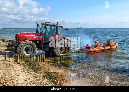 Solant Rescue, Lepe Beach Stockfoto