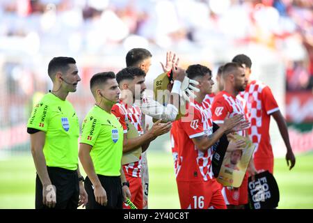 GIRONA FC gegen FC BARCELONA Montilivi Municipal Stadium. Girona. September 15,2024 GIRONA FC-FC BARCELONA Sep 15,2024 Girona FC Team vor dem Spiel zwischen Girona FC und FC Barcelona entsprechend dem 30 Tage der La Liga EA Sports im Stadtstadion Montilivi in Girona, Spanien. Girona ESP Copyright: XS.xRosx Stockfoto