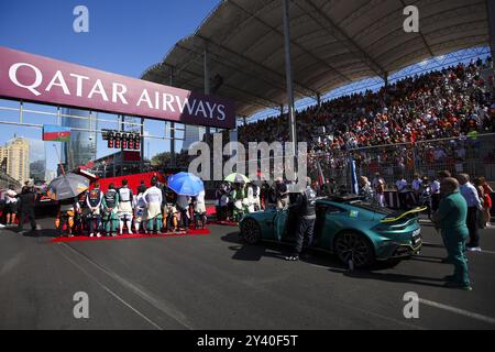 Hymnen-Startzeremonie während des Formel-1-Grand-Prix 2024 von Aserbaidschan, 17. Runde der Formel-1-Weltmeisterschaft 2024 vom 13. Bis 15. September 2024 auf dem Baku City Circuit in Baku, Aserbaidschan Stockfoto