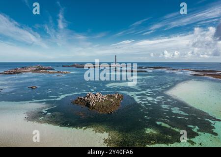 Luftaufnahme des Leuchtturms Phare de l'île Vierge in der Bretagne, Frankreich Stockfoto