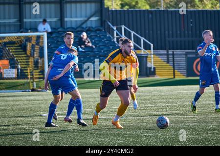 Rushall Olympic gegen Sheffield FC FA Cup (zweite Qualifikationskrawatte) Stockfoto