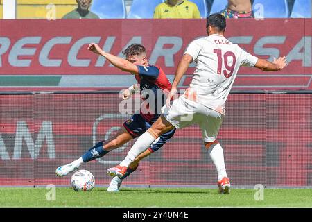 Vitor Manuel Carvalho Oliveira (Genua) - Mehmet Zeki Celik (Roma) während des Spiels Genua CFC vs AS Roma, italienische Fußball-Serie A in Genua, Italien, 15. September 2024 Stockfoto