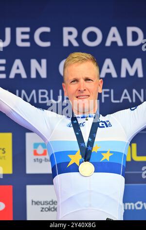 Tim MERLIER (Belgien) Elite Strassenrennen/Europameisterschaft Herren Elite Road Race von Heusden-Zolder nach Hasselt (129 km) am 15. September 2024. Die Radsport EM/Straßenradsport-Europameisterschaften 2024 (UEC Road Europameisterschaften 2024) der Union Européenne de Cyclisme von 11. bis 15. September 2024 in der belgischen Provinz Limburg. EuroRoad24, EuroRoad 2024. Stockfoto