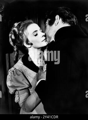 Elizabeth Shepherd, Vincent Price, am Set des Films „das Grab von Ligeia“, Anglo-Amalgamated Productions (UK), Warner Pathe (UK), American International Pictures (USA), 1964 Stockfoto